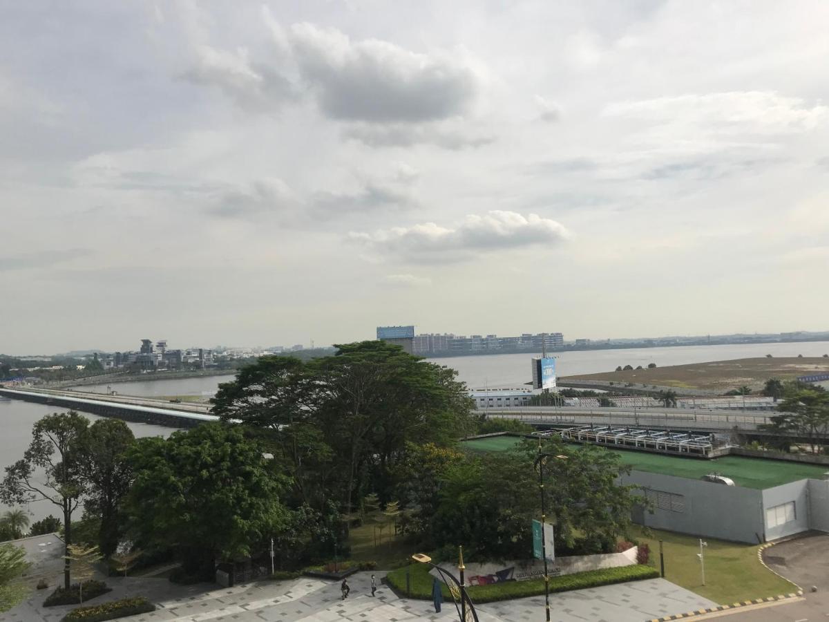 R&F Princess Cove Premium Home Stay 3Bed 2Bath Johor Bahru Bagian luar foto